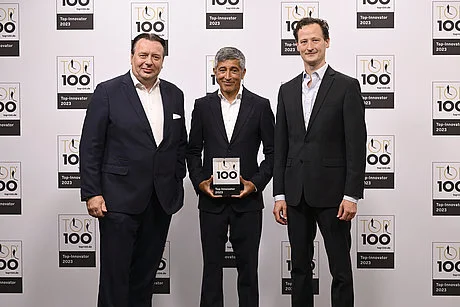 TOP 100 award: Ranga Yogeshwar honors MECOTEC